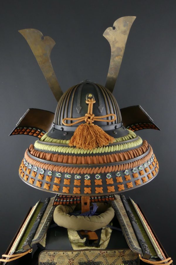 Yoroi au dragon armure de samouraï période Shōwa (détail dos)