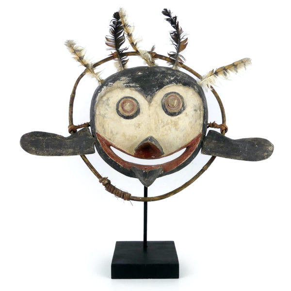 Masque céphalomorphe rond pingouin yupik (face)