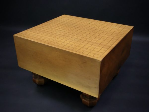 Jeu de go traditionnel japonais (goban)
