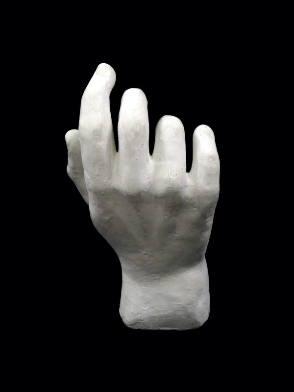 Étude de main monumentale en plâtre (dos)