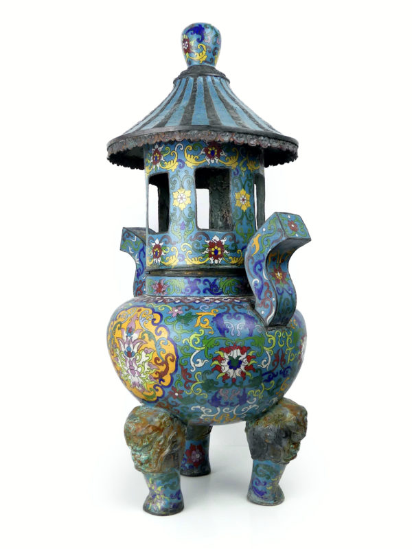 Grand brûle-parfum de temple Qing encensoir tripode en cloisonné (3/4)