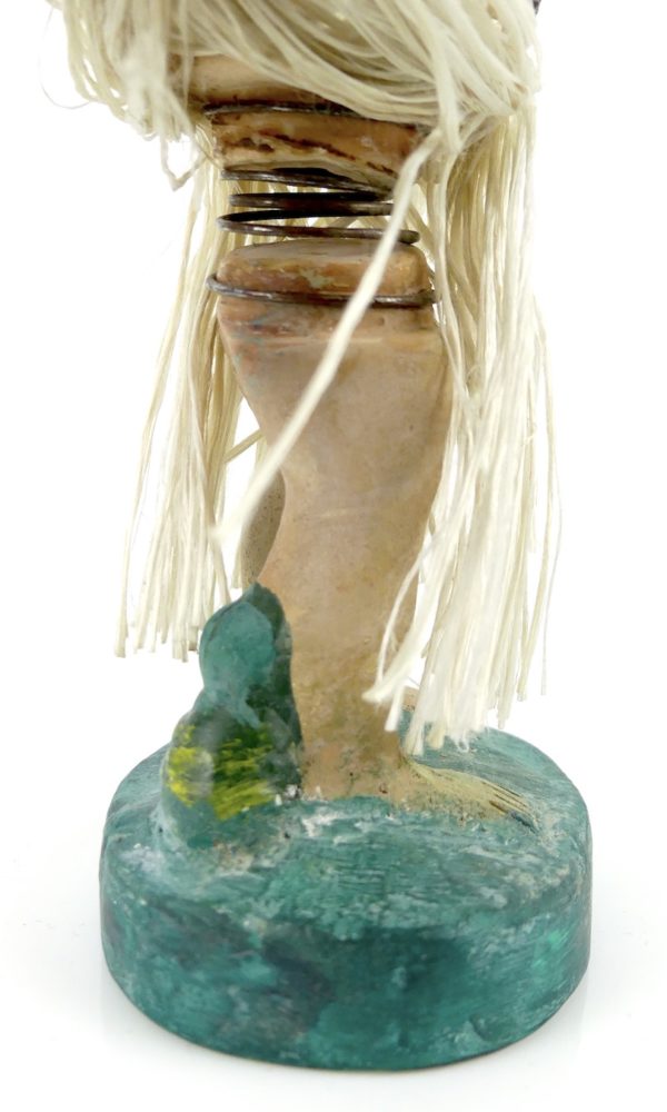 Petite Hula Girl vintage Hawaii collector (détail)