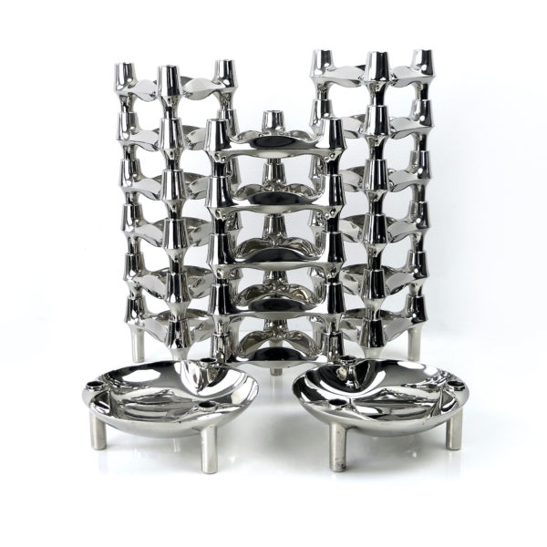 Set de 17 bougeoirs modulables tripodes et 2 coupelles Fritz Nagel (face)