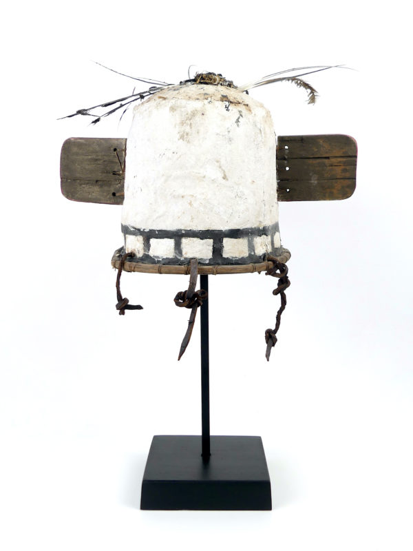 Masque heaume aux oreilles roses Kachina Hopi (dos)