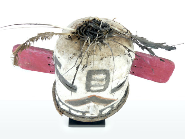 Masque heaume aux oreilles roses Kachina Hopi (dessus)
