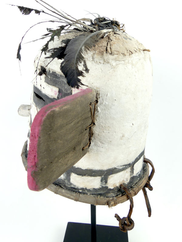 Masque heaume aux oreilles roses Kachina Hopi (3/4 dos)