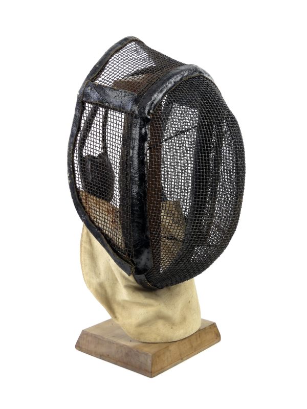 Masque d’escrime ou casque vintage de la fin du XIXe (3/4)