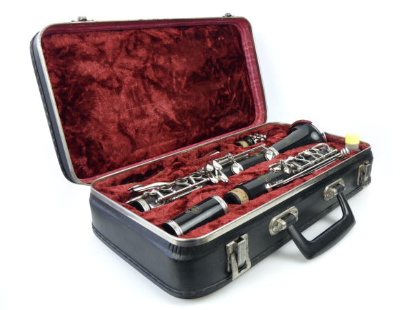 Clarinette N NOBLET Paris et flight case noir des années 70 (3/4)