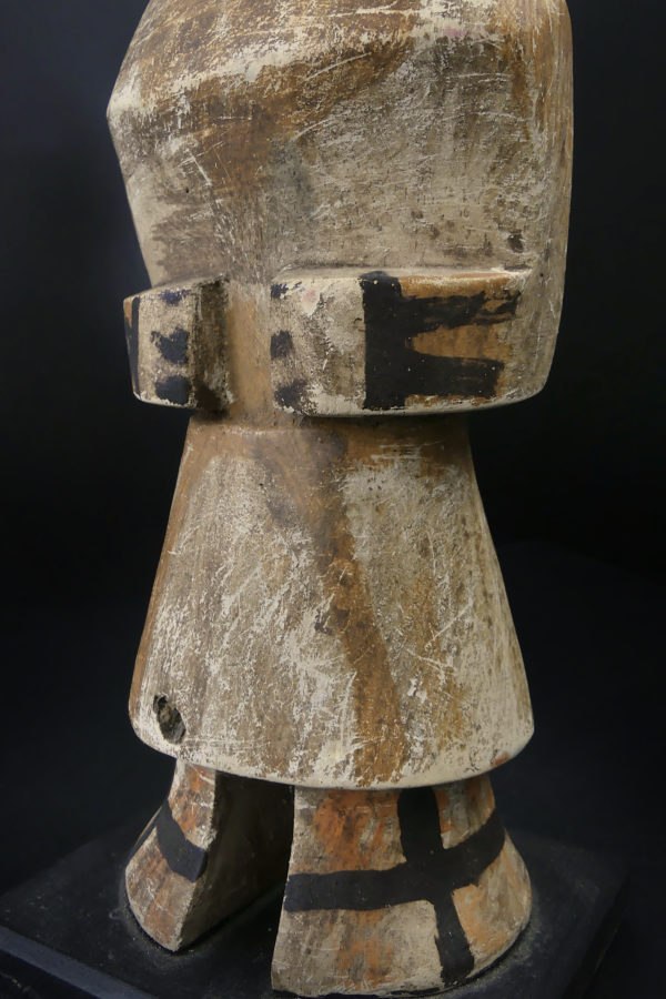 Poupée Kachina aux grandes oreilles plates Hopi (détail)