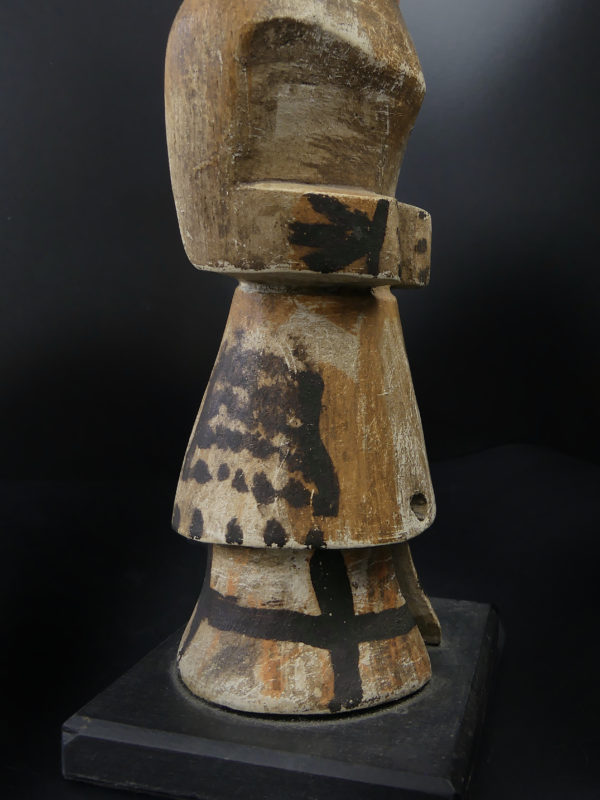 Poupée Kachina aux grandes oreilles plates Hopi (détail)