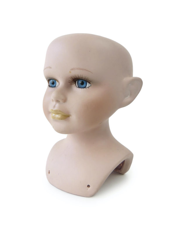 3 têtes de poupée en porcelaine biscuit mi-XXe (tête 1)