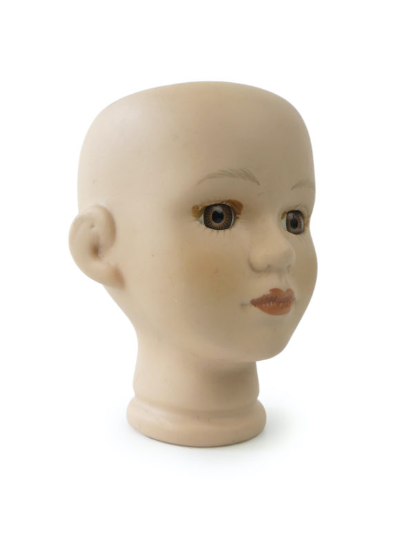 3 têtes de poupée en porcelaine biscuit mi-XXe (tête 3)