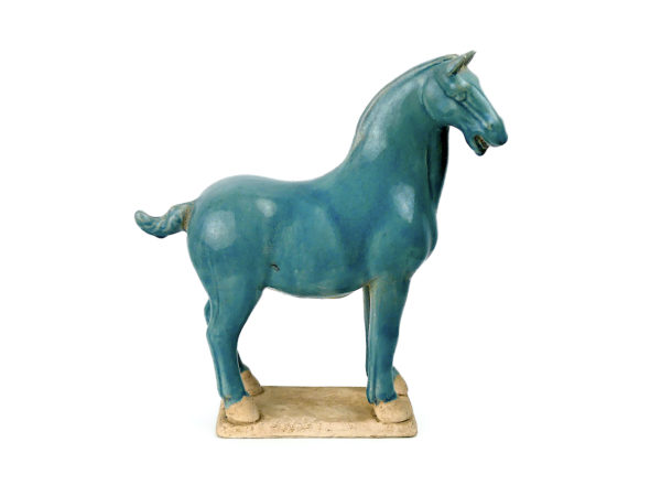 Cheval Tang bleu en terre cuite émaillée chinoise (profil)