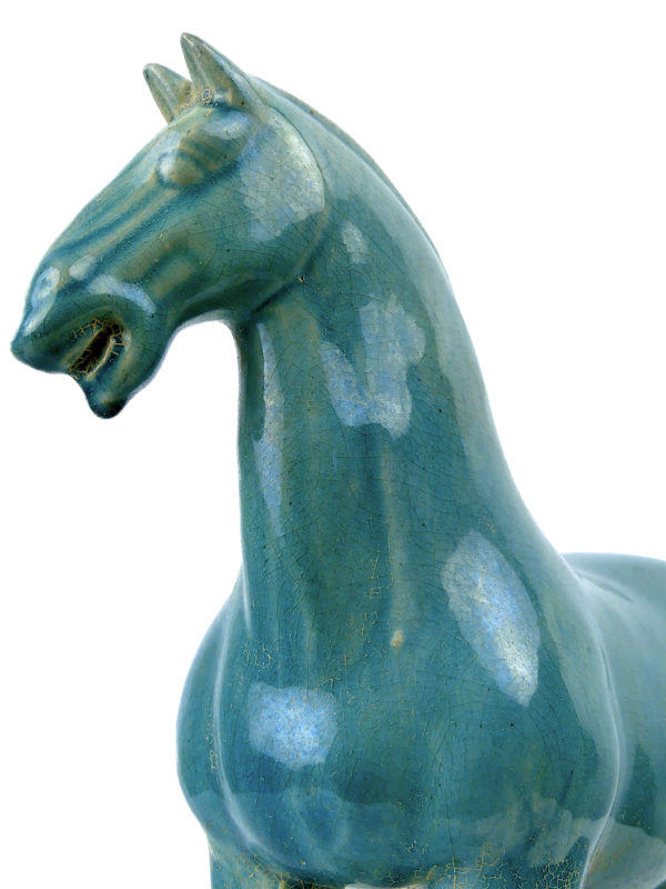 Cheval Tang bleu en terre cuite émaillée chinoise (détail)