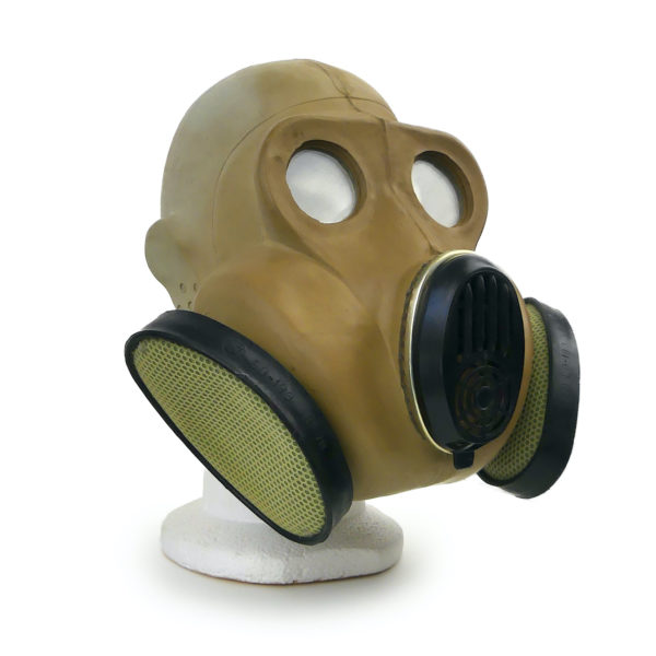 Masque à gaz filtrant biochimique soviétique PBF 1982   (3/4)