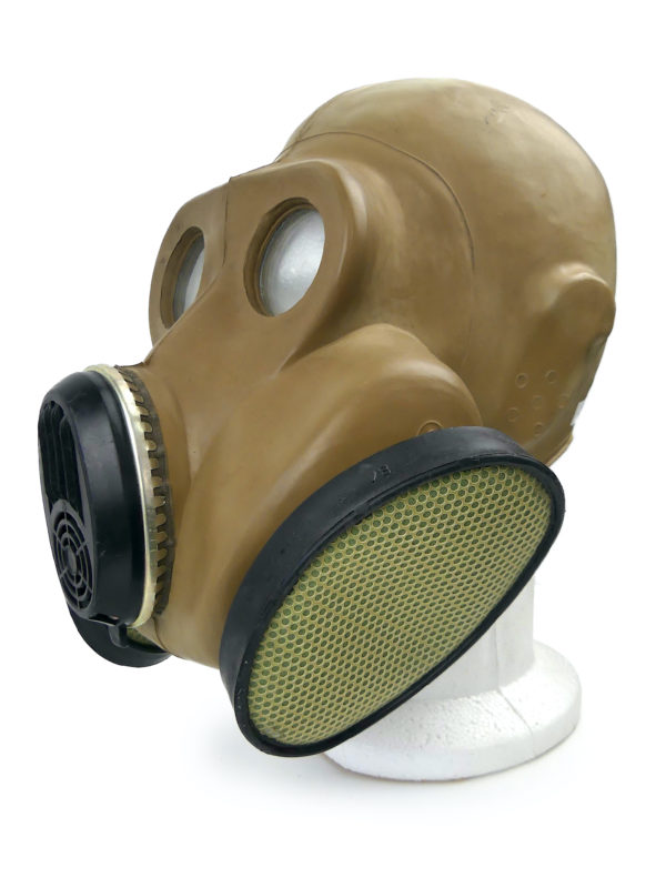 Masque à gaz filtrant biochimique soviétique PBF 1982   (3/4)