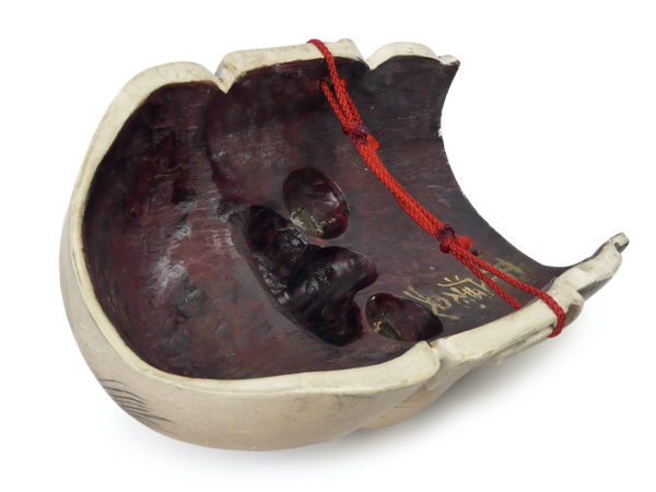 Masque Kiba-Beshimi en bois de cyprès Ère Shōwa (dos 3/4)
