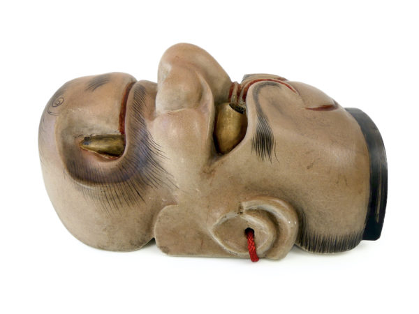 Masque Kiba-Beshimi en bois de cyprès Ère Shōwa (profil)