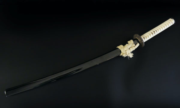 Wakizashi long de samouraï en acier Tamahagane Période Edo