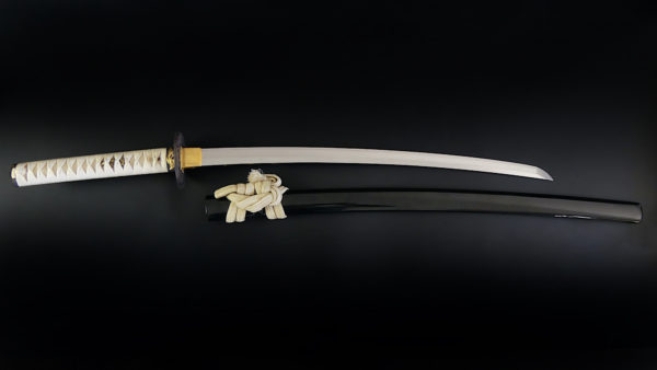 Wakizashi long de samouraï en acier Tamahagane Période Edo (sabre et fourreau)