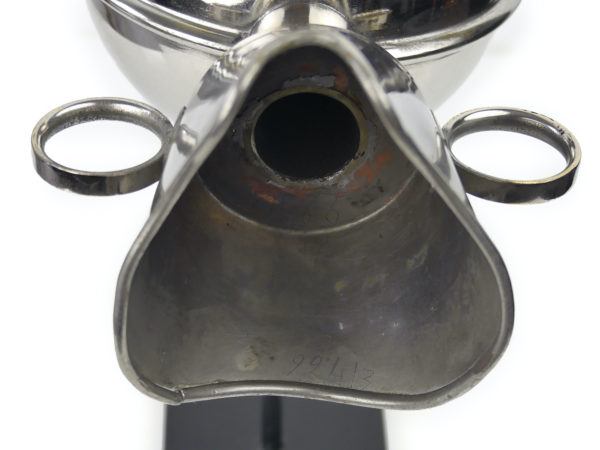 Masque d’Ombredanne appareil à éther Collin soclé (détail)