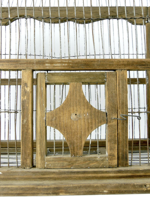 Grande cage à oiseaux espagnole ancienne artisanale (détail)