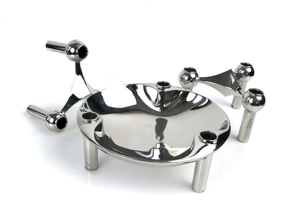 Set de 10 bougeoirs modulables tripodes et coupelle Fritz Nagel (détail)
