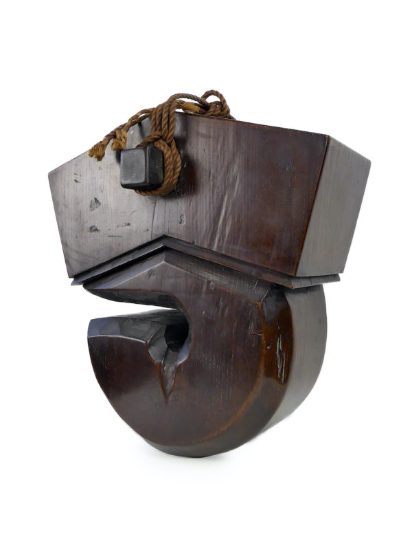 Jizai kagi porte-bouilloire Daikoku japonais Meiji en bois de keyaki (3/4)