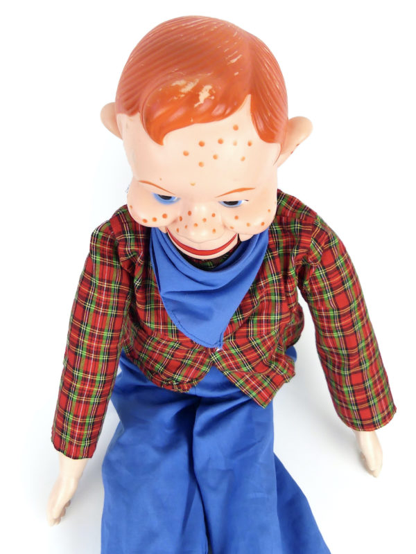 Poupée Howdy Doody marionnette vintage du ventriloque Bob Smith (dessus)Poupée Howdy Doody marionnette vintage du ventriloque Bob Smith (dessus)