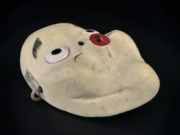 Masque Hyottoko clown du dengaku signé Meguro Masao (dessous 3/4)