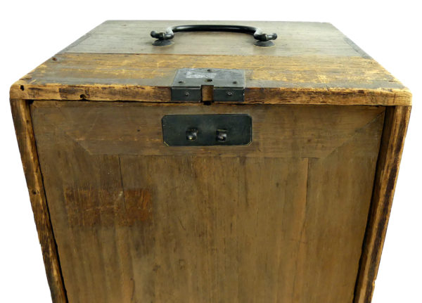 Boîte à thé chabako ancienne cérémonie du thé Japon (détail)