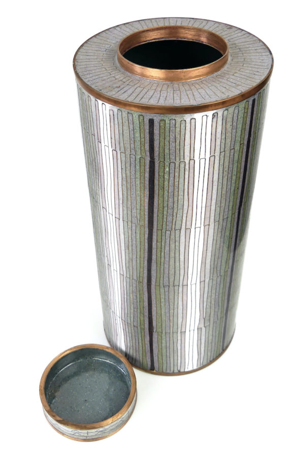 Pot à thé bambou vert de gris en cloisonné Fabienne Jouvin (ouvert)