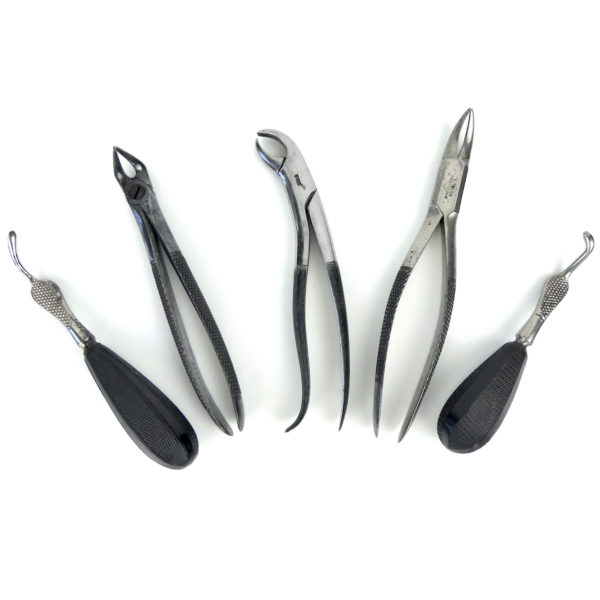 Ensemble instruments Chirurgie dentaire Fin XIXe Dentisterie ancienne Amsterdam (dessus)