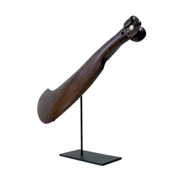Grand Wahaika massue maori en bois dur sur socle Nouvelle-Zélande (3/4)