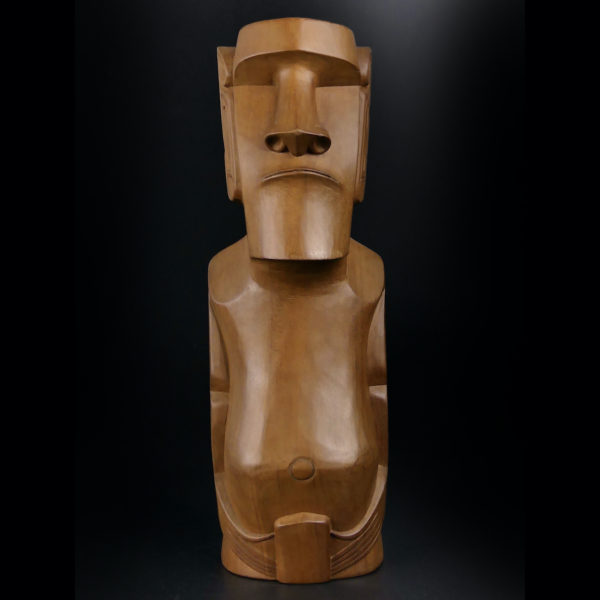 Grand Moaï Rapa Nui Île de Pâques en bois précieux ciselé (face)