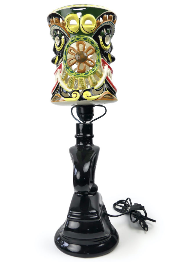 Lampe sri lankaise Kandy en céramique Ceylon Ceramics (profil)