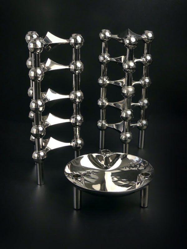 Set de 10 bougeoirs tripodes et coupelle en métal Fritz Nagel