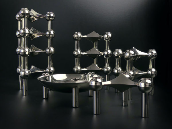 Set de 10 bougeoirs tripodes et coupelle en métal Fritz Nagel (profil)