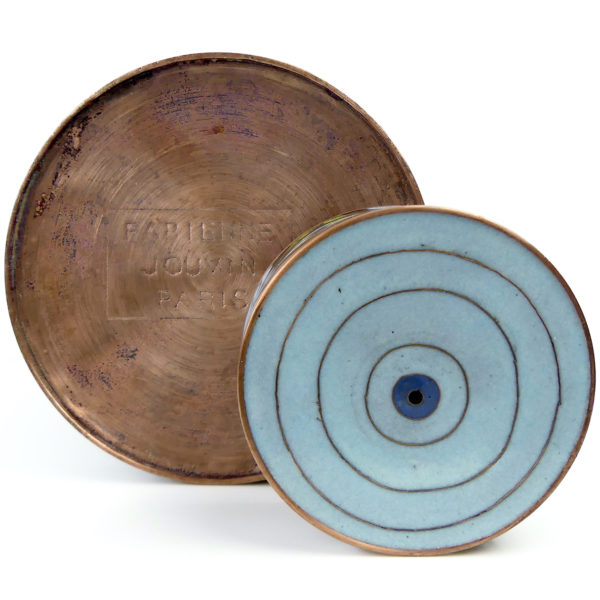 Pot à thé Yeux bleus et vert cloisonné Fabienne Jouvin (dessous)