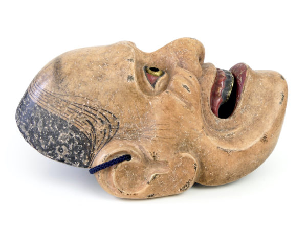 Masque de Yamanba vieille femme solitaire démon théâtre nô (profil)