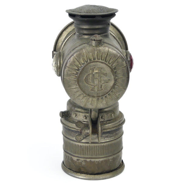 Lampe à carbure acétylène ancienne de la marque française VITAPHARE (dos)