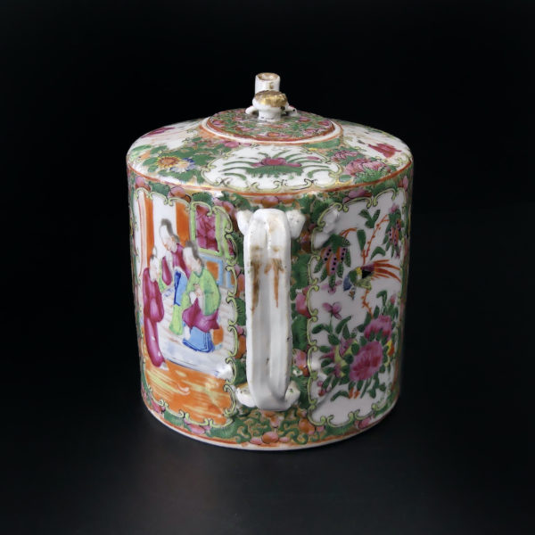 Théière en porcelaine de Canton Famile rose Chine XIXe (dos)