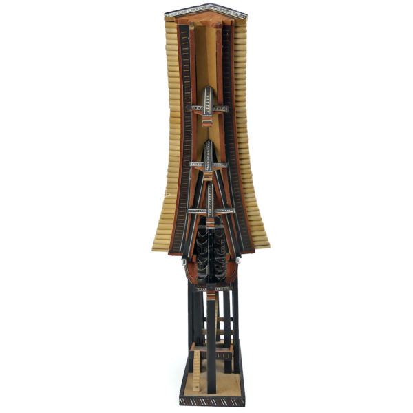Grande maquette Tongkonan Toraja en bois léger Sulawesi Indonésie (face)