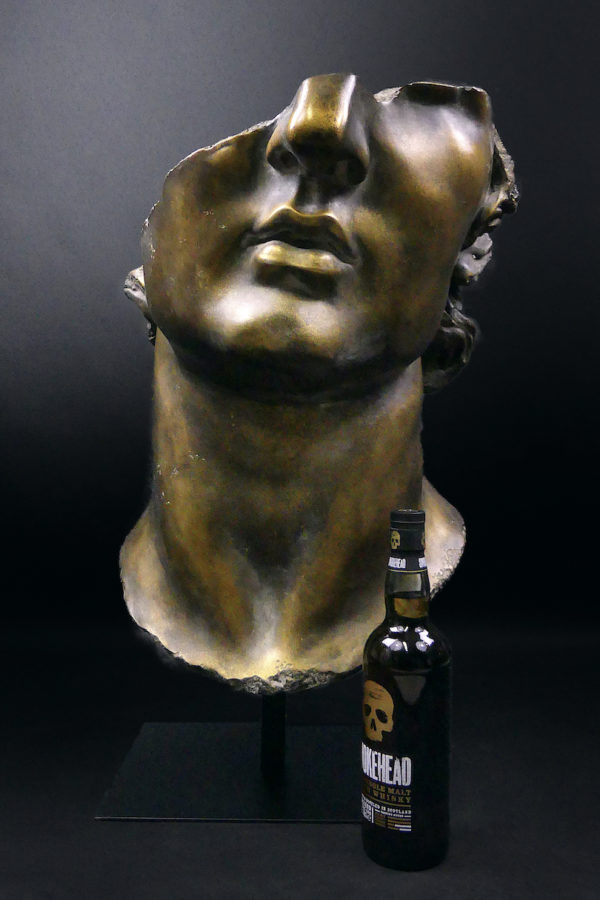 Grand fragment tête d’Apollon moulé à patine bronze sur pied métallique (proportion)