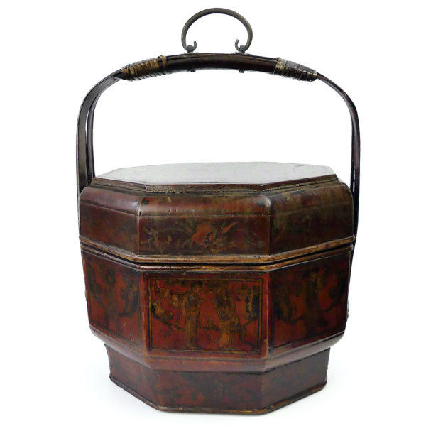 Bakul Sia chinois panier de mariage ancien en bambou laqué (face)