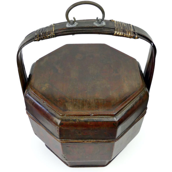 Bakul Sia chinois panier de mariage ancien en bambou laqué (dessus)