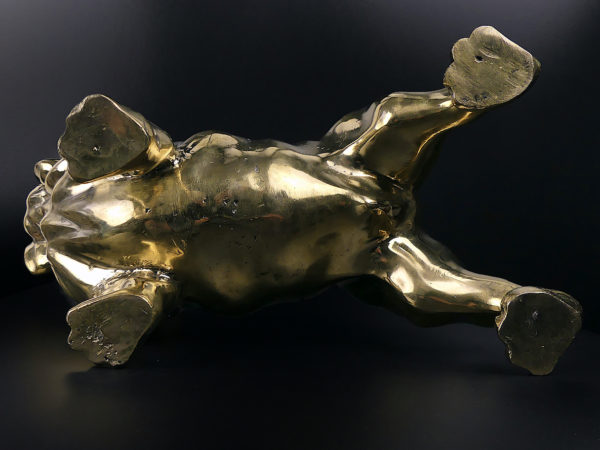 Statue bouledogue en laiton (dessous)