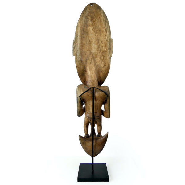 Grand crochet de suspension papou en bois sur socle Iatmul Moyen-Sépik (dos)