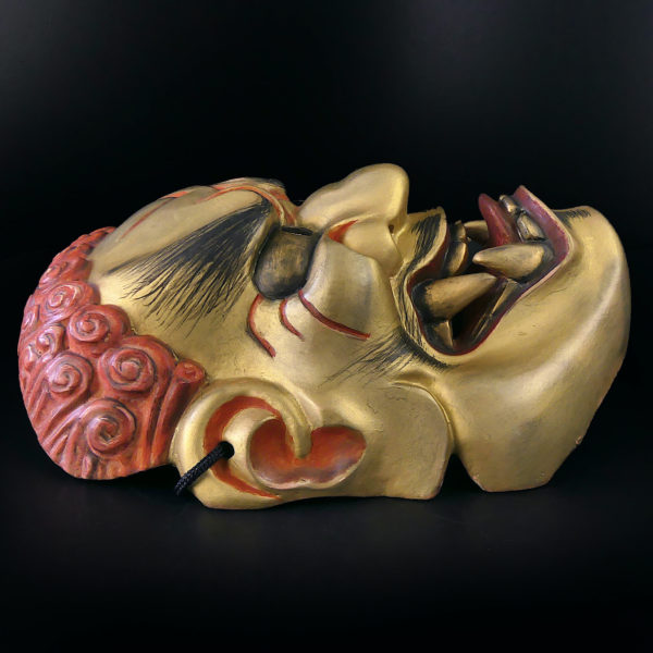 Masque doré Fudō Myōō signé théâtre nô Acala Japon Ère Heisei (profil)