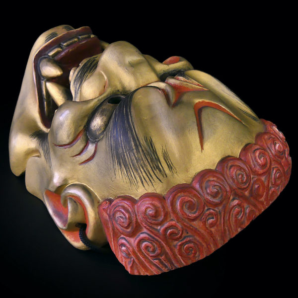 Masque doré Fudō Myōō signé théâtre nô Acala Japon Ère Heisei (dessus 3/4)